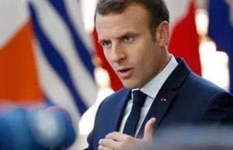 Γαλλία: Η ουκρανική κρίση ωφελεί δημοσκοπικά τον Μακρόν