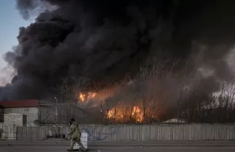 Οι τελευταίες εξελίξεις στην Ουκρανία: Ρωσικό τελεσίγραφο για την Μαριούπολη και πυρά πάνω από το Κίεβο