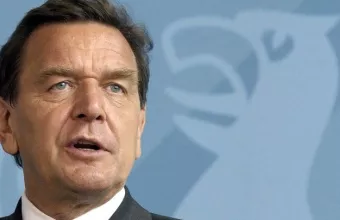  Συνάντηση Γκέρχαρντ Σρέντερ και Βλαντιμίρ Πούτιν για τον πόλεμο στην Ουκρανία 