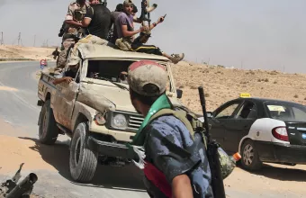 Σφοδρές μάχες στη Λιβύη: Η διορισμένη από το κοινοβούλιο κυβέρνηση του Μπασάγα μπήκε στην Τρίπολη	