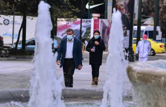 Τέσσερις συν μία επισημάνσεις για την πανδημία ενόψει καλοκαιριού