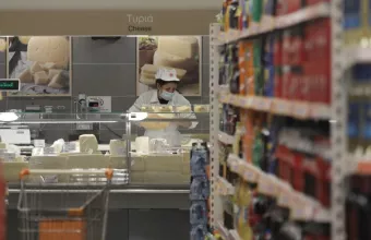 Ακρίβεια: «Ψαλίδι» στις αγορές σε σούπερ μάρκετ, για 5 στους 10 Έλληνες