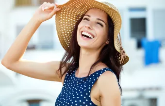 Έξι κομμάτια «κλειδιά» για να πετύχεις ένα καλοκαιρινό outfit στην πόλη