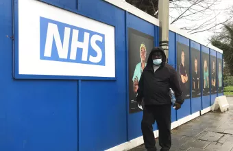 Στα 57 τα κρούσματα ευλογιάς των πιθήκων στη Βρετανία