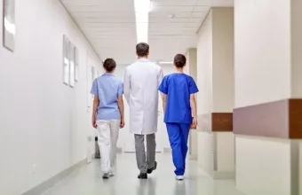 υγειονομικοί