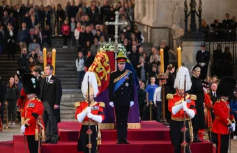λαικο προσκύνημα ελισάβετ