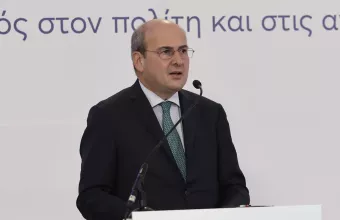 Χατζηδάκης: Επεκτείνεται το πρόγραμμα κατάρτισης 80.000 ανέργων μετά την εξάντληση των πόρων