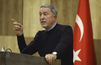 Ο Χουλουσί Ακάρ