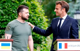 Εμανουέλ Μακρόν - Βολοντιμίρ Ζελένσκι