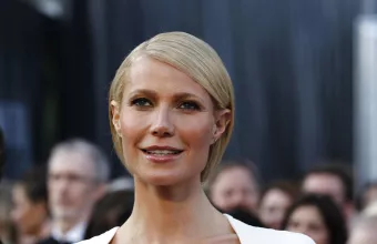 H Γκουίνεθ Πάλτροου στα πενήντα της 