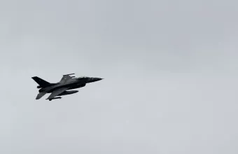 f-16