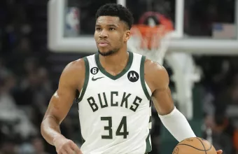 Γιάννης Αντετοκούνμπο