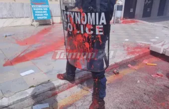 Πάτρα: Σε εξέλιξη επεισόδια στην πορεία για τα Τέμπη