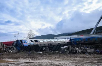 τρένα τέμπη