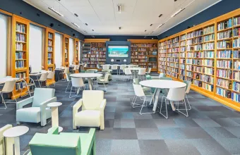  βιβλιοθήκη στο Πλανητάριο