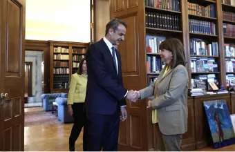 Μητσοτάκης - Σακελλαροπούλου