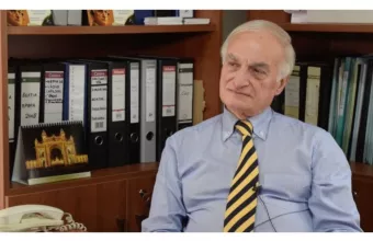 Μανώλης Μαυρομμάτης