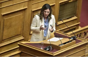 Zαχαράκη για δημογραφικό: Εθνική καμπάνια για στήριξη οικογένειας και γεννήσεων 