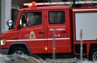 Ένα άτομο στο νοσοκομείο μετά τη φωτιά σε ταβέρνα στη Θεσσαλονίκη