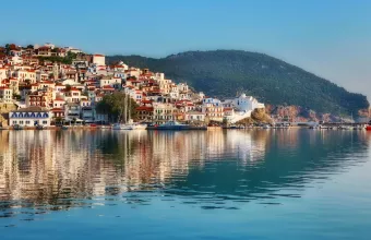 Σκόπελος: Η αρχόντισσα των Σποράδων, ένας επίγειος παράδεισος 