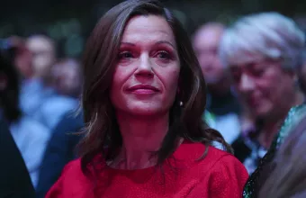 Victoria Starmer: Ποια είναι η νέα πρώτη κυρία της Βρετανίας