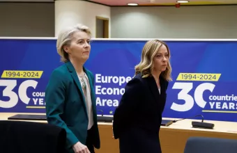 Politico: Το οδυνηρό δίλημμα της Μελόνι ίσως να κρίνει τη 2η θητεία της φον ντερ Λάιεν στην Κομισιόν