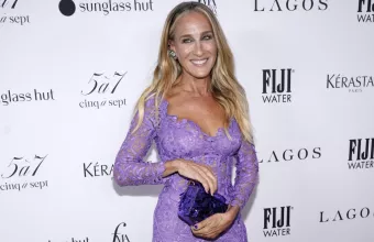 Η Sarah Jessica Parker παίρνει το Βραβείο Carol Burnett