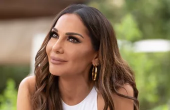 Δέσποινα Βανδή: Φορτίστηκε τόσο που σταμάτησε να τραγουδά το «Μέχρι Μάη μήνα»