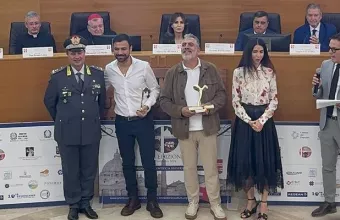 Γεωργίου-Νικολάου: Πήραν βραβείο στο Βατικανό για τον μικρό Αντρέα του Famagusta. Πώς το γιόρτασε το γλυκό αγοράκι