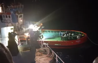 Ρυμούλκηση πλοίου "Αγ. Θεοδώρα"