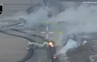 Βίντεο: Η στιγμή που τανκ Leopard καταστρέφει μόνο του κονβόι με ρωσικά άρματα μάχης