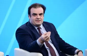 Πιερρακάκης: Παραιτείται το Δημόσιο από τα ένδικα μέσα για Μάτι και Μάνδρα