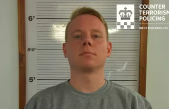 Βρετανία: Νεοναζί καταδικάστηκε σε ισόβια κάθειρξη επειδή αποπειράθηκε να σκοτώσει πρόσφυγα