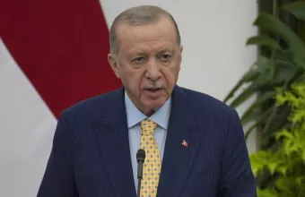 O Ερντογάν προειδοποιεί: Αν δεν τηρηθούν υποσχέσεις, νέες επιχειρήσεις κατά PKK