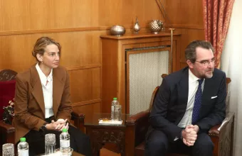 Νικόλαος Ντε Γκρες - Χρυσή Βαρδινογιάννη