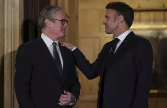 Στάρμερ, Μακρόν