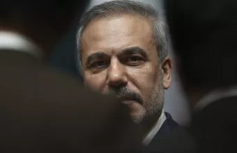 Φιντάν: “Ιστορική ανωμαλία” οι αμερικανικές κυρώσεις για τους S-400 