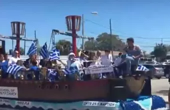 Παρελάσεις σε ΗΠΑ και Αυστραλία