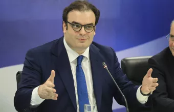 πιερακακης