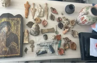 αρχαιοκαπηλία