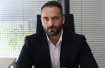 Γιώργος Κουμπαράκης