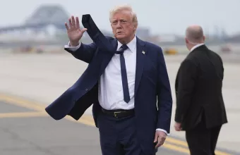 Συμβιβάζεται ο Τραμπ; 