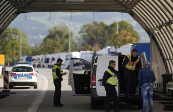 Περιπολικό και έλεγχος αστυνομίας