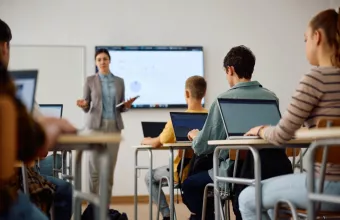 Δάσκαλος και μαθητές τάξης