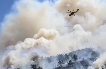 Εναέρια κατάσβεση Νίβρυτος
