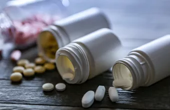 Η φαρμακοβιομηχανία σε ρόλο πρωταγωνιστή