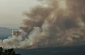 Καπνός από δασικές πυρκαγιές