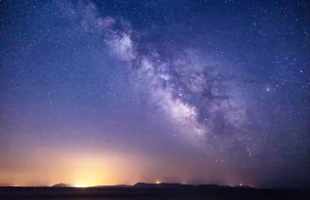 Αστέρια στον νυχτερινό ουρανό