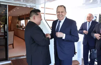 λαβροφ κιμ γιονγκ ουν 