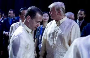 Μεντβέντεφ κατά Τραμπ: «Πότε ευχαριστημένος από τον Πούτιν – πότε απογοητευμένος»